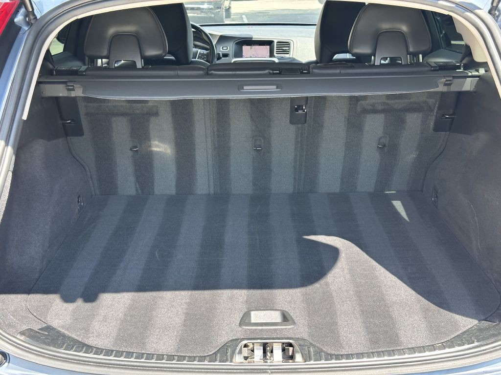 2018 Volvo V60 Image 98