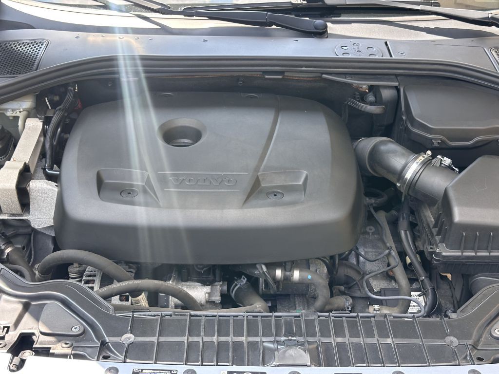 2018 Volvo V60 Image 103