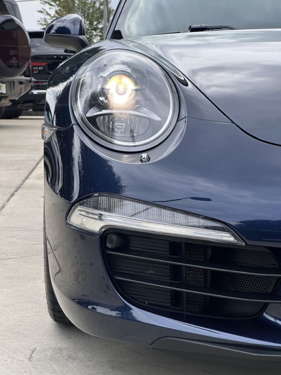 2014 Porsche 911 Image 13
