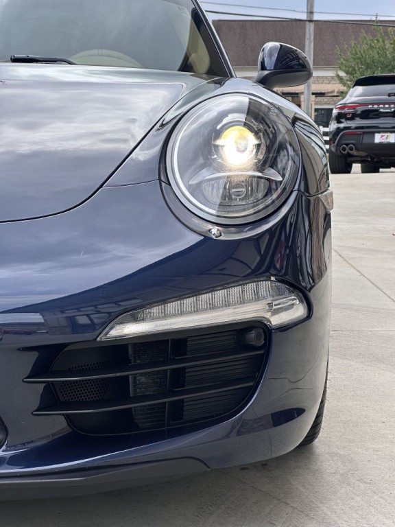 2014 Porsche 911 Image 14