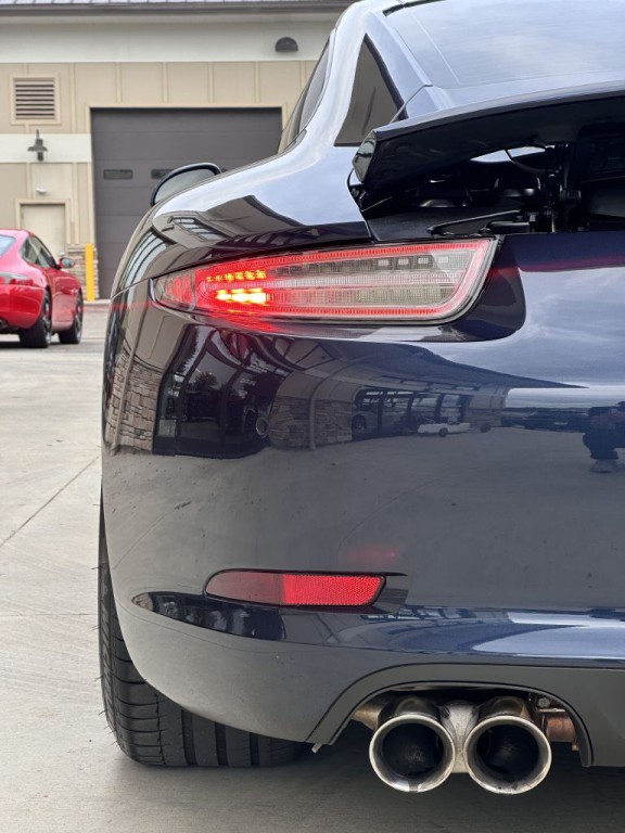 2014 Porsche 911 Image 15