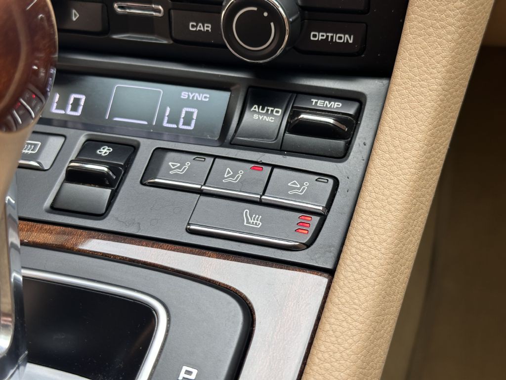 2014 Porsche 911 Image 49