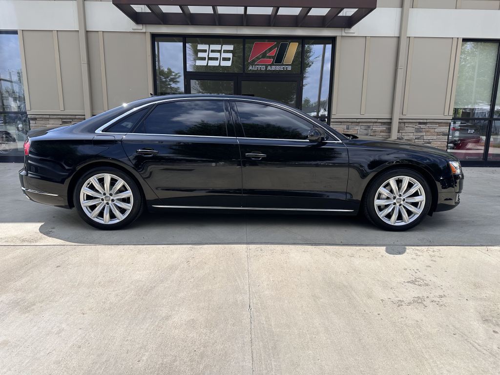 2016 Audi A8 Image 2