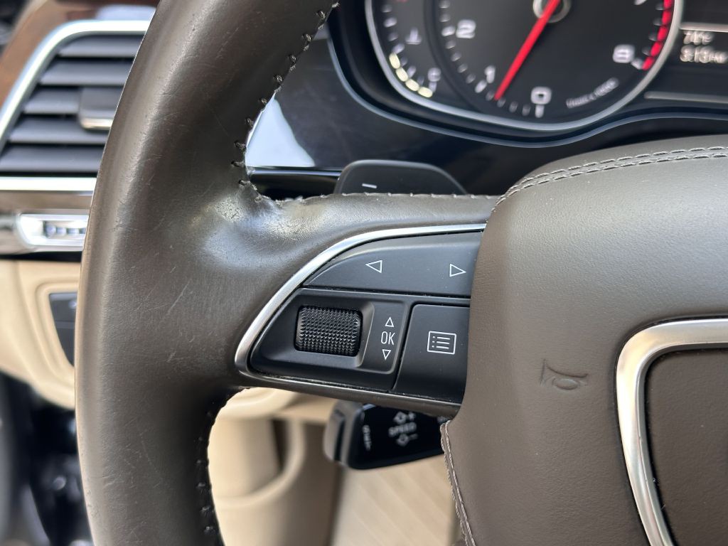 2016 Audi A8 Image 35