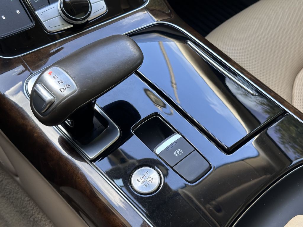2016 Audi A8 Image 51
