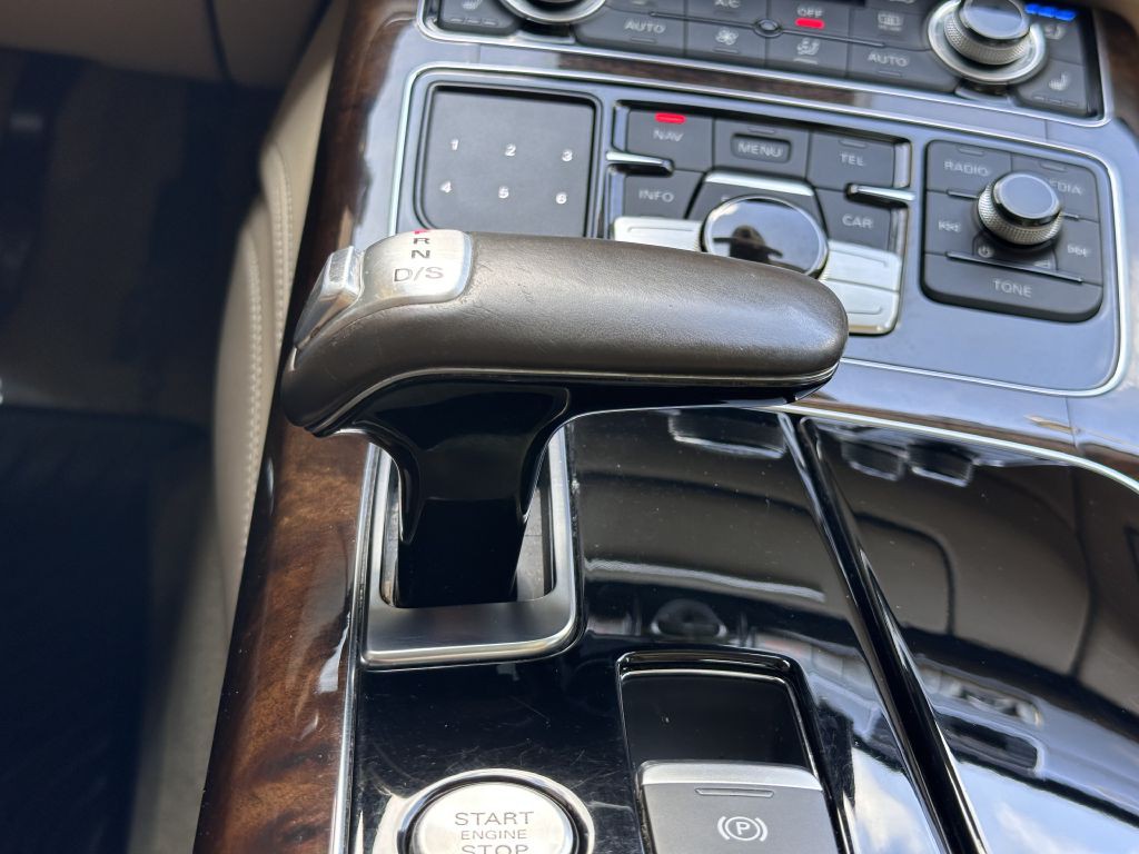 2016 Audi A8 Image 52