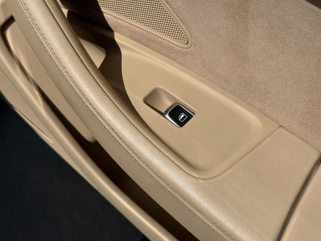 2016 Audi A8 Image 65