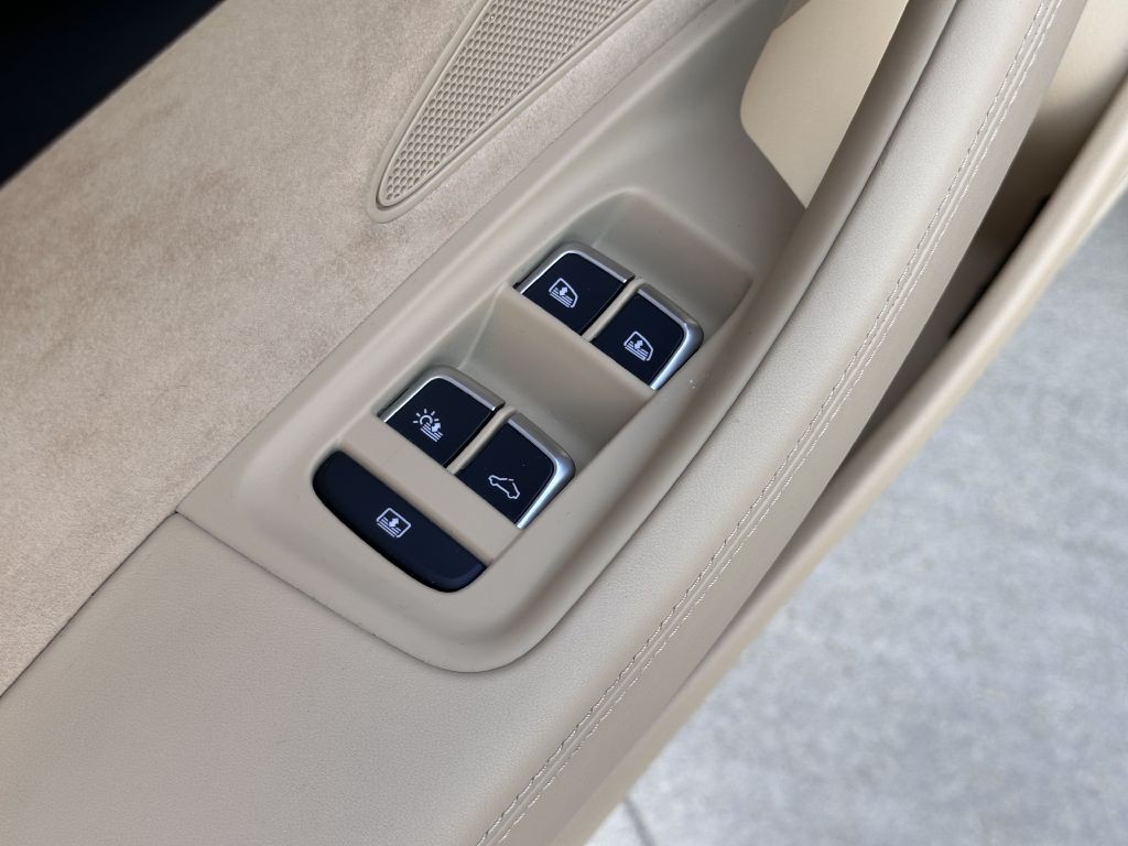 2016 Audi A8 Image 83