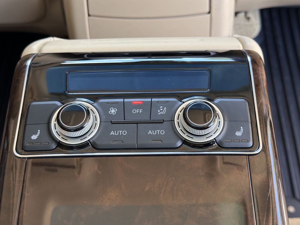 2016 Audi A8 Image 113