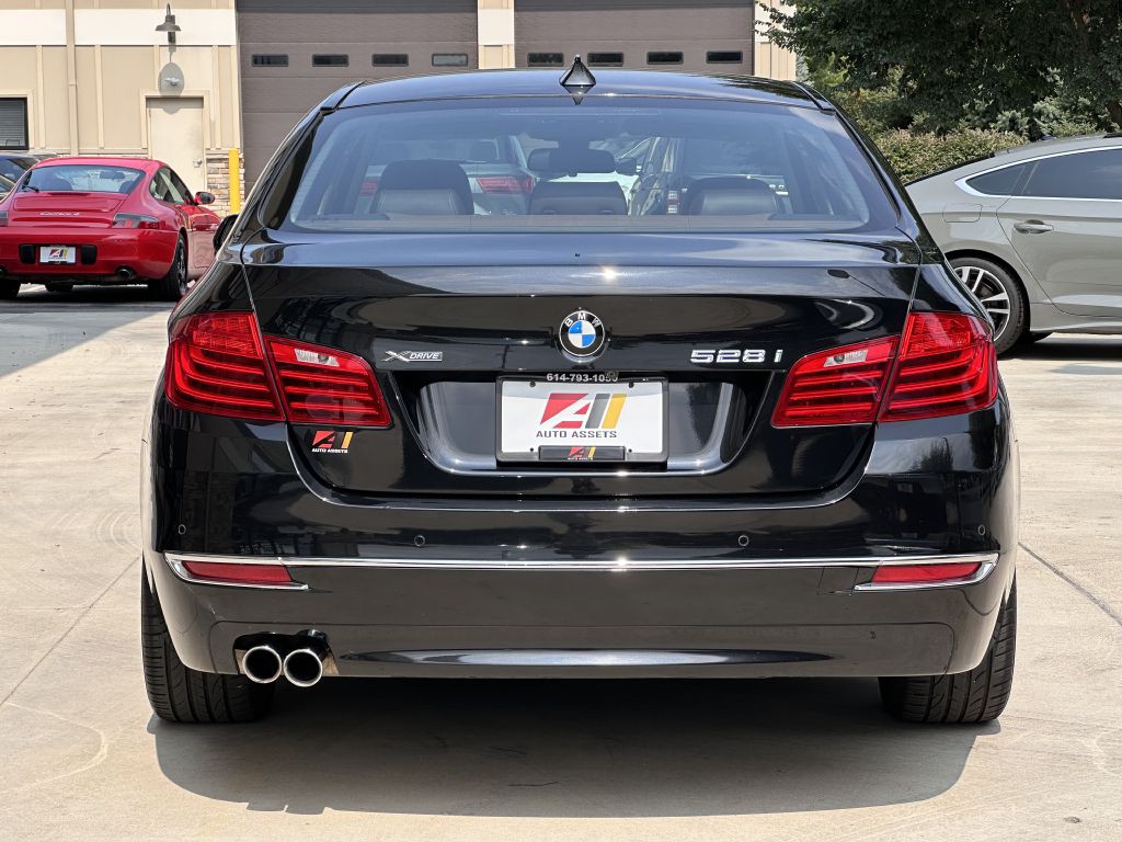 2014 BMW 5 Series Image 7