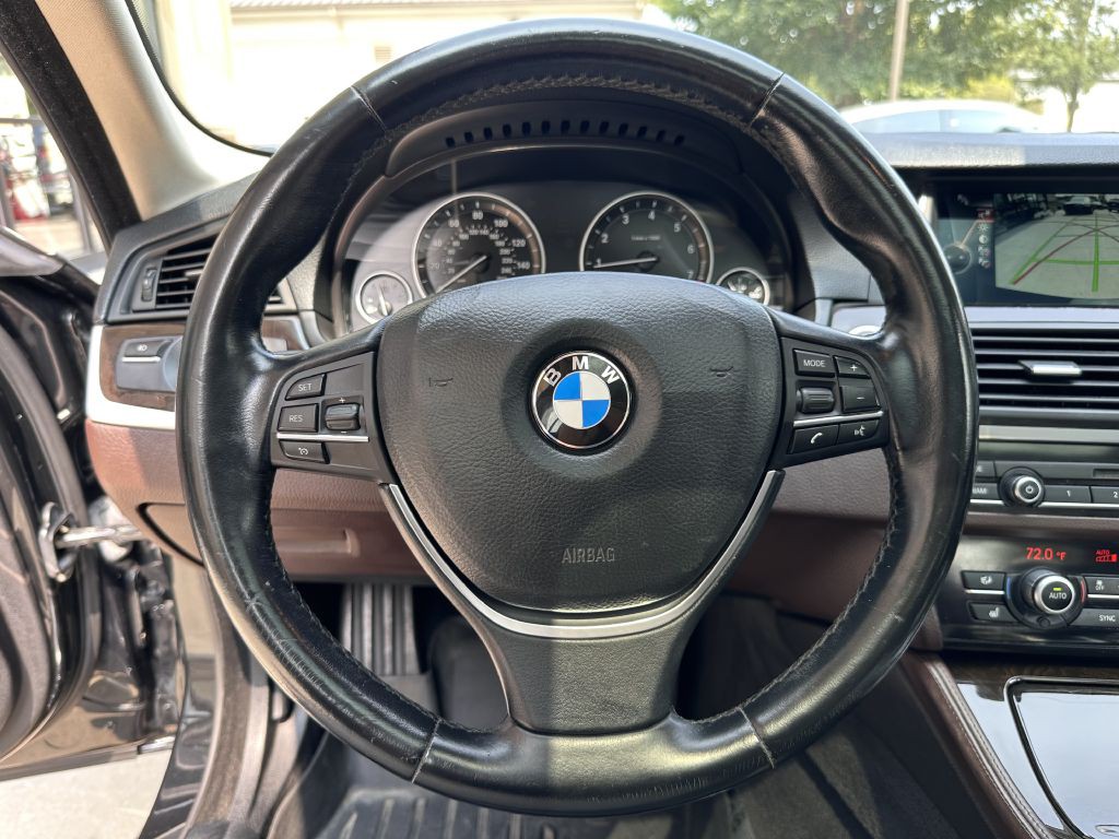 2014 BMW 5 Series Image 32