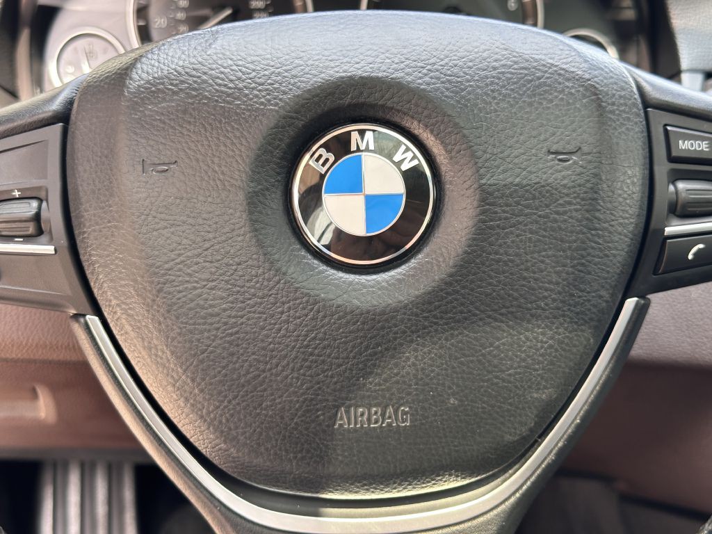 2014 BMW 5 Series Image 33