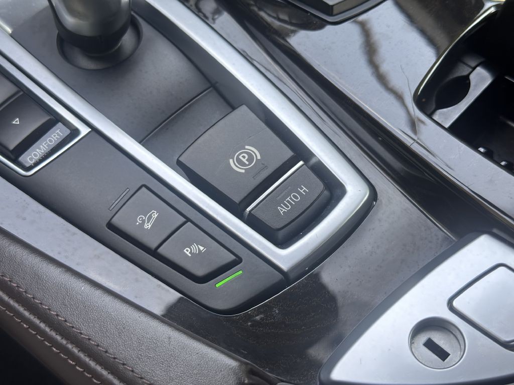 2014 BMW 5 Series Image 46