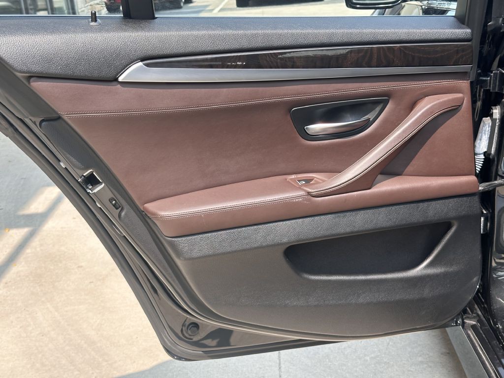 2014 BMW 5 Series Image 74