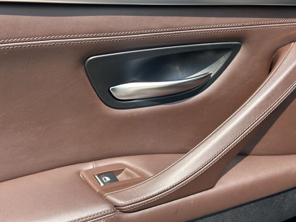 2014 BMW 5 Series Image 76