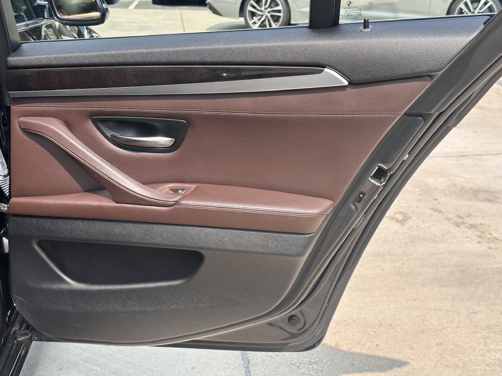 2014 BMW 5 Series Image 88