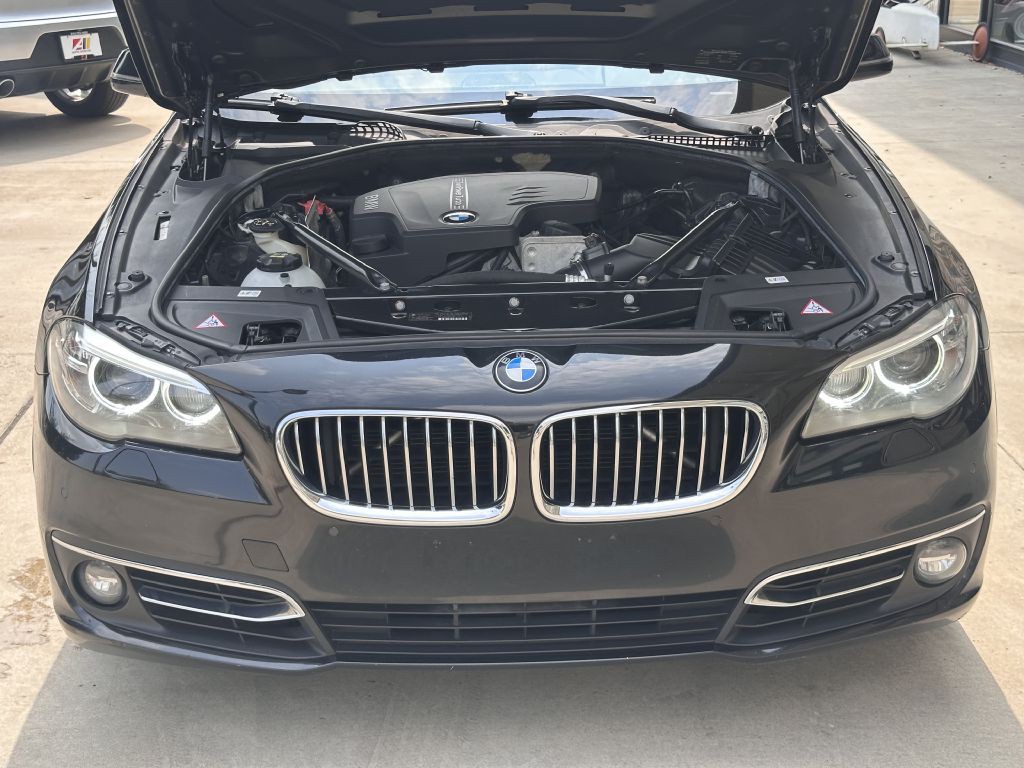 2014 BMW 5 Series Image 102