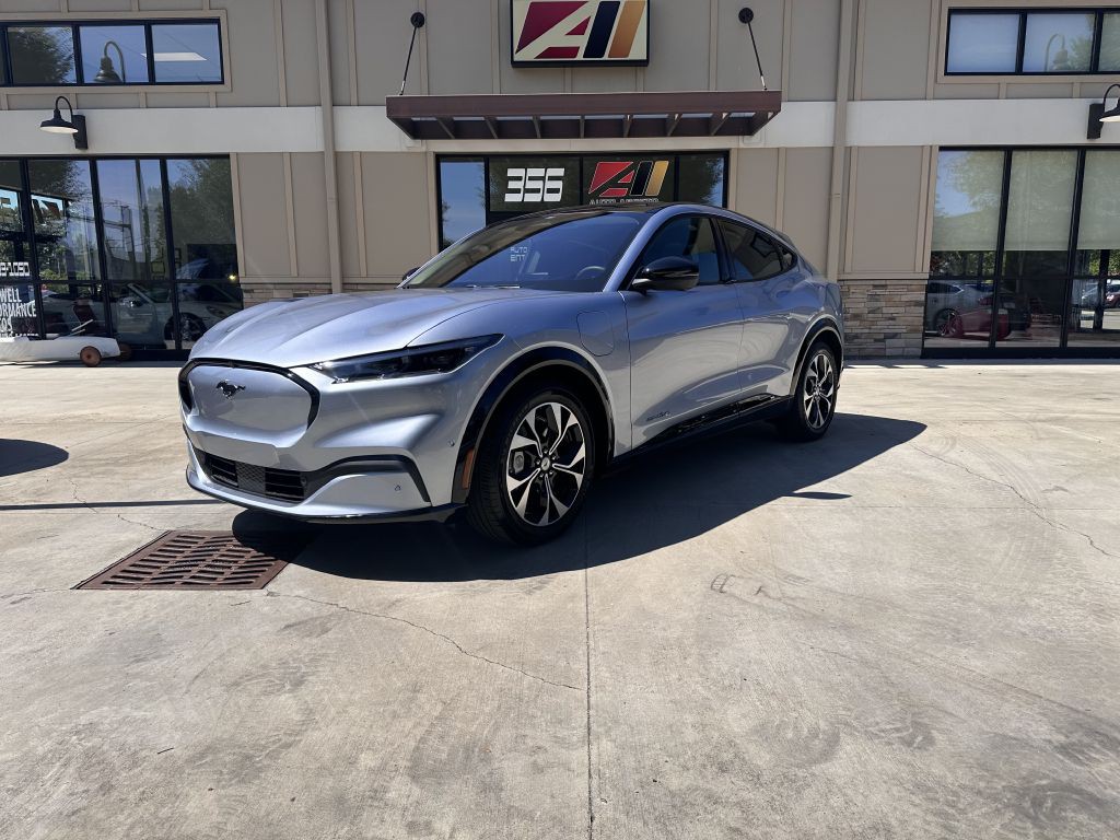 2022 Ford Mustang Image 1