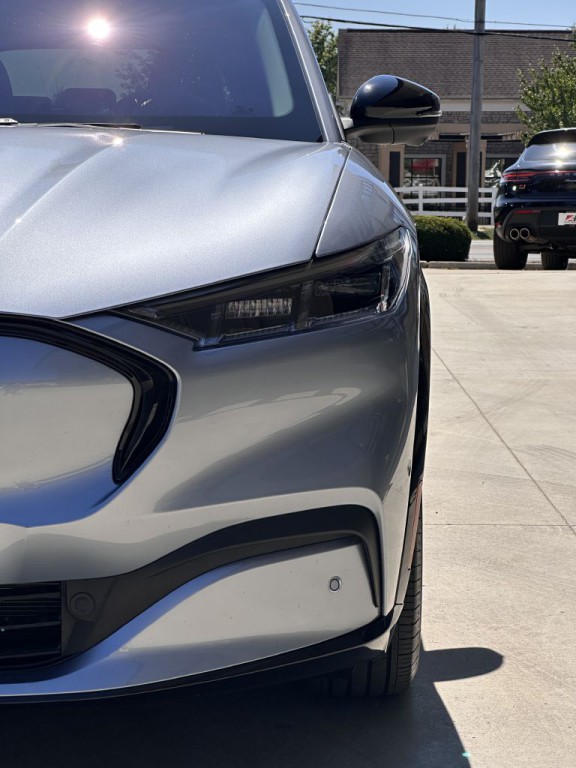 2022 Ford Mustang Image 13