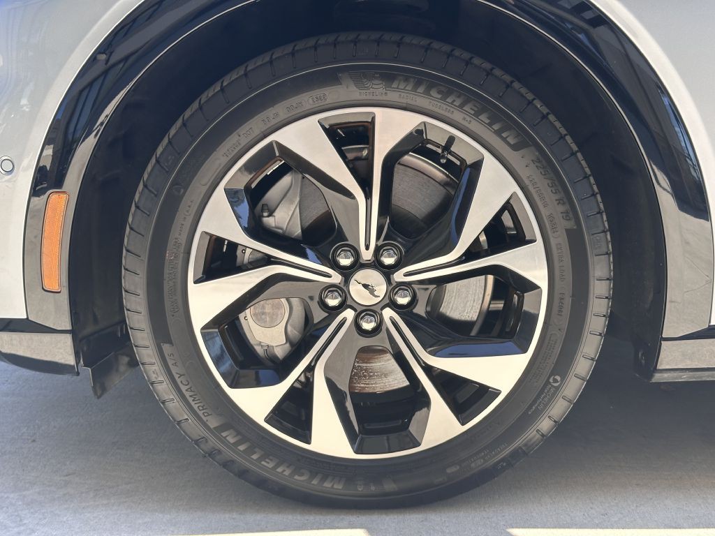 2022 Ford Mustang Image 16