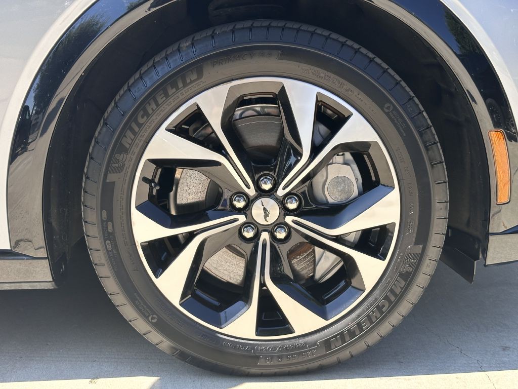 2022 Ford Mustang Image 19