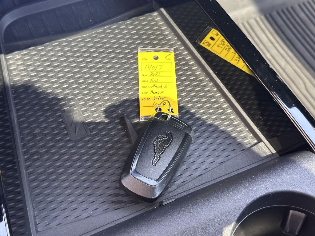 2022 Ford Mustang Image 39