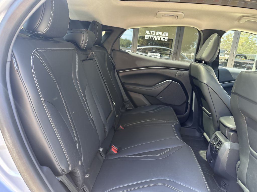 2022 Ford Mustang Image 83