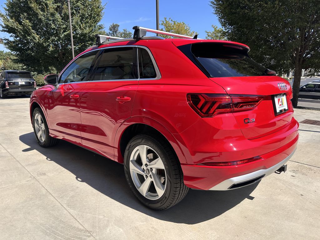 2022 Audi Q3 Image 7