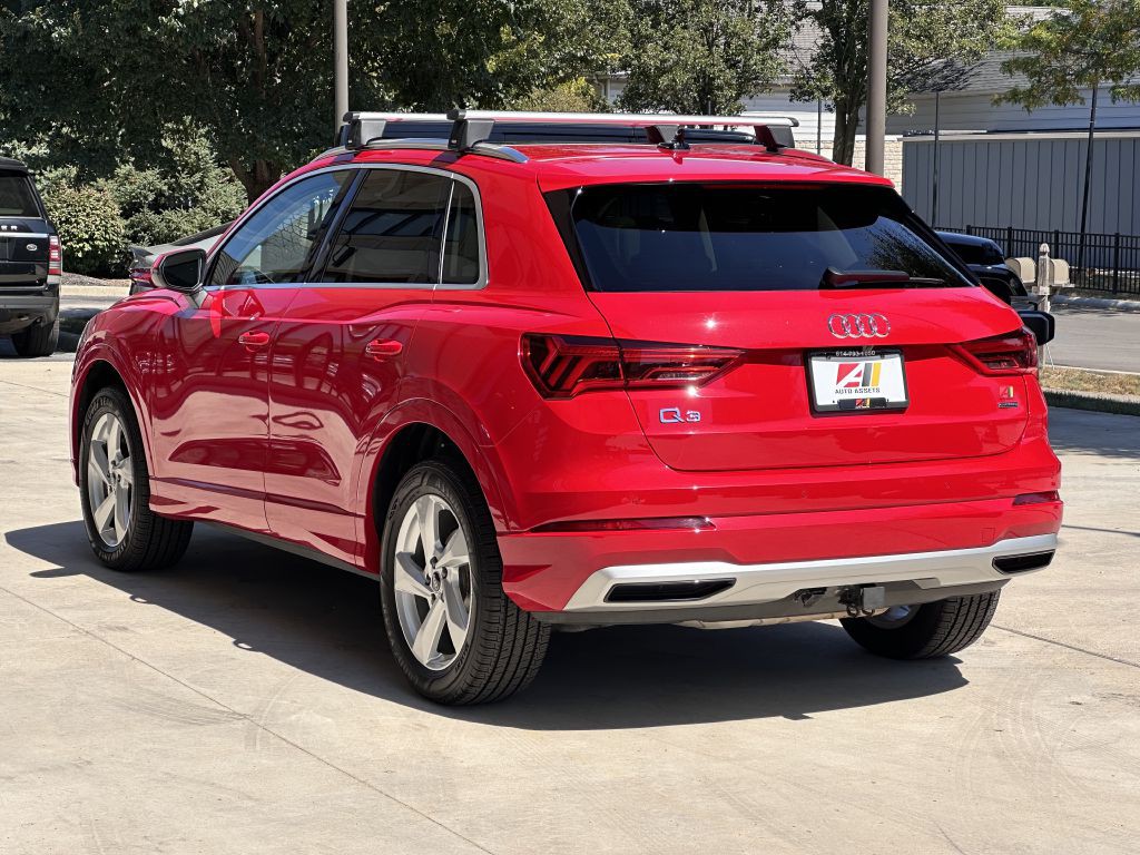 2022 Audi Q3 Image 10