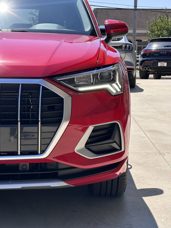 2022 Audi Q3 Image 13