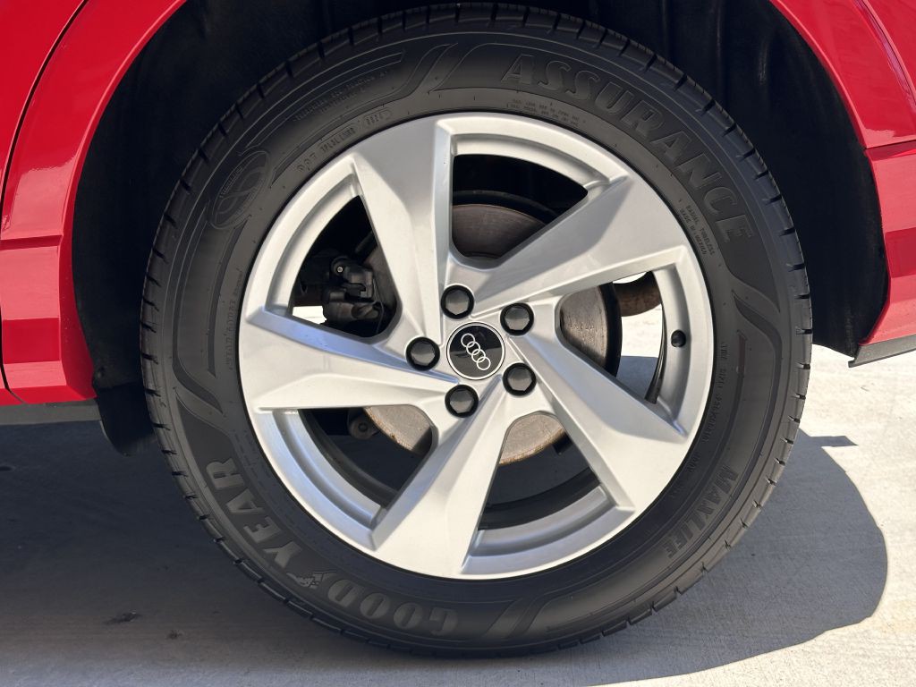 2022 Audi Q3 Image 17