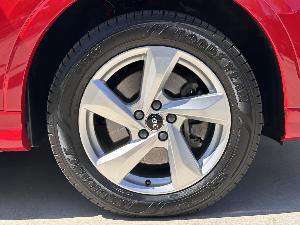 2022 Audi Q3 Image 19