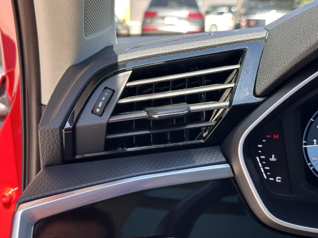 2022 Audi Q3 Image 30