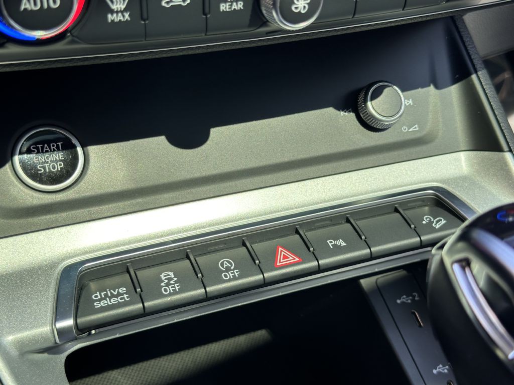 2022 Audi Q3 Image 45