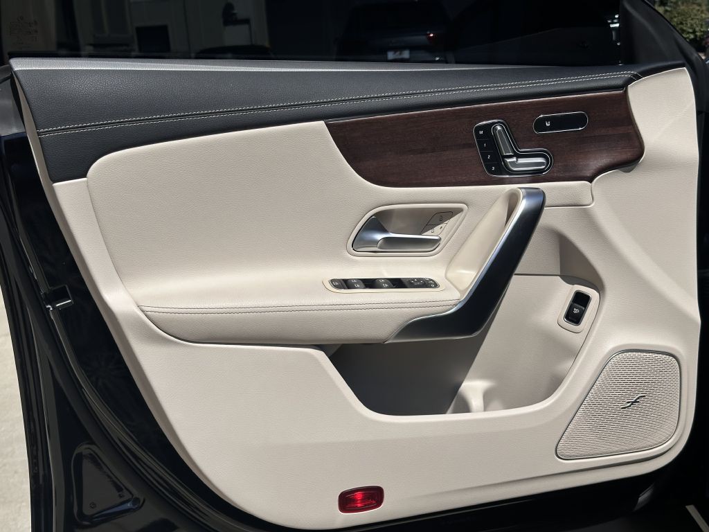 2020 Mercedes-Benz CLA-Class Image 20