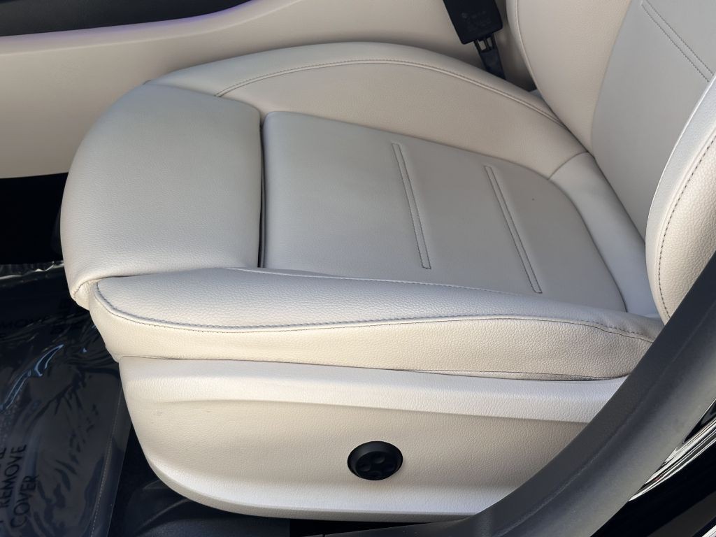 2020 Mercedes-Benz CLA-Class Image 27