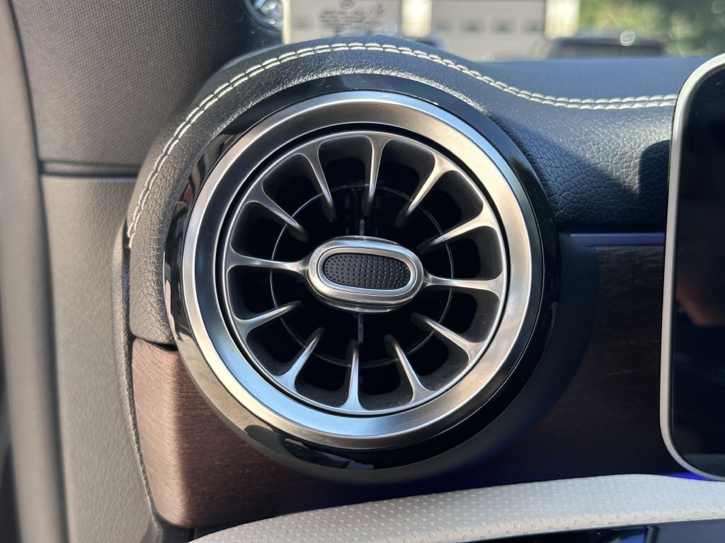 2020 Mercedes-Benz CLA-Class Image 30