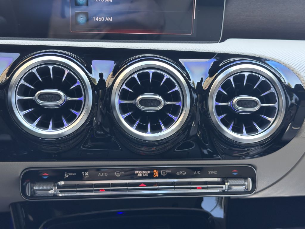2020 Mercedes-Benz CLA-Class Image 39