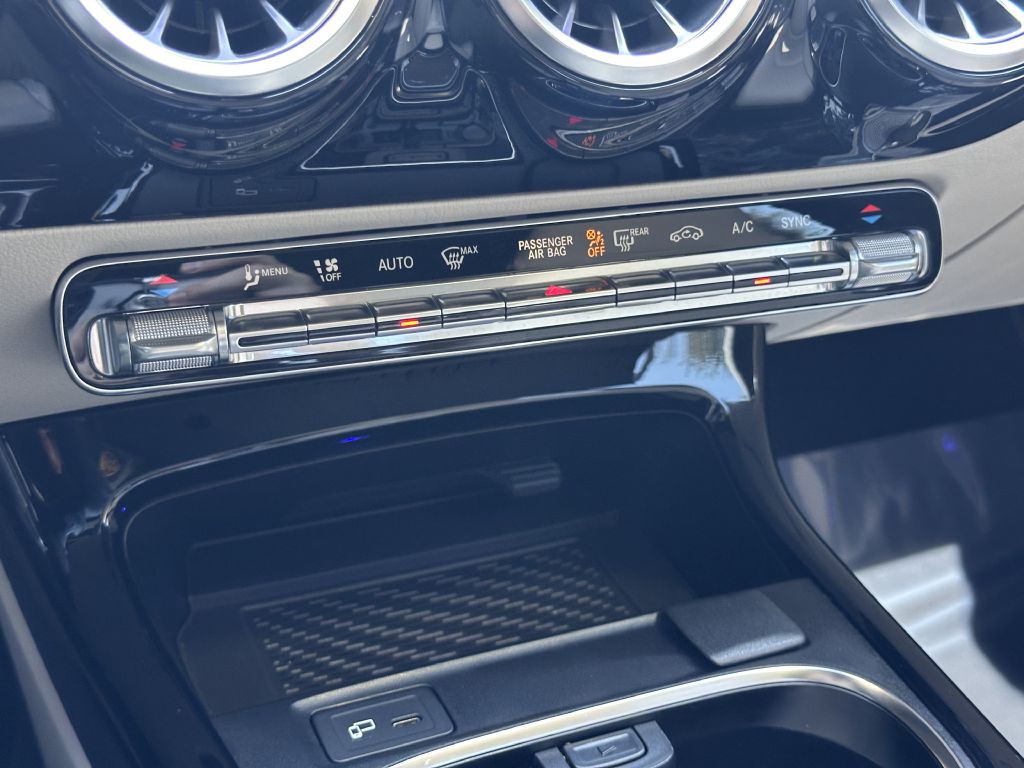 2020 Mercedes-Benz CLA-Class Image 41