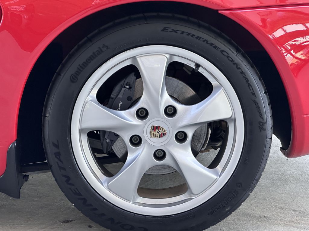 2001 Porsche Boxster Image 16