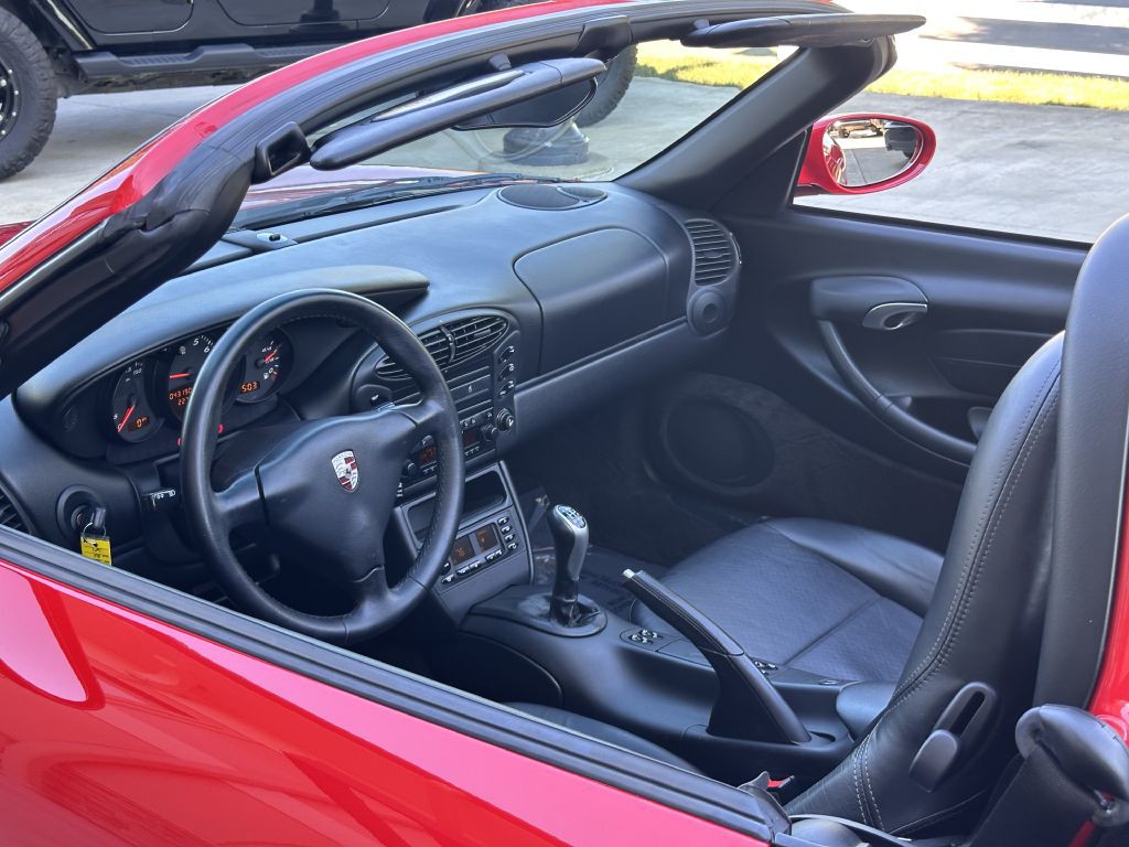 2001 Porsche Boxster Image 26