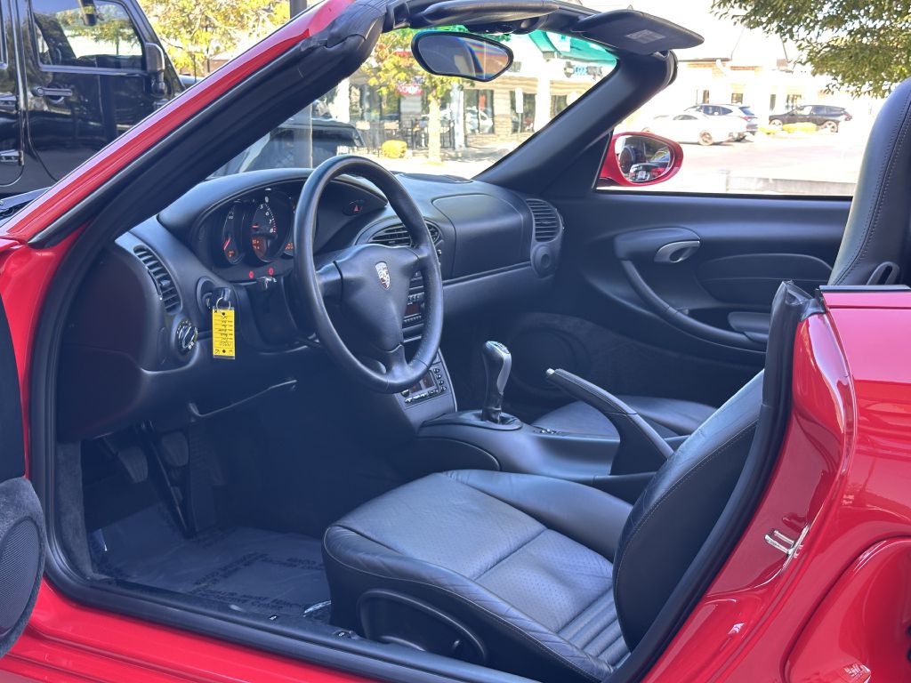 2001 Porsche Boxster Image 28