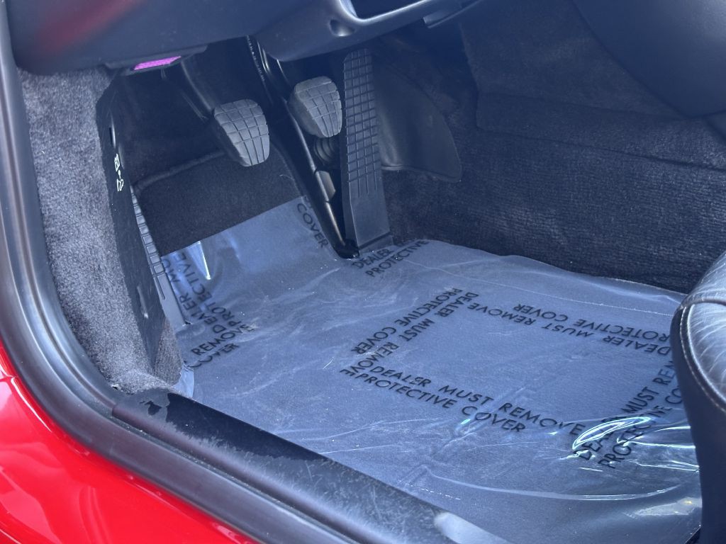 2001 Porsche Boxster Image 35