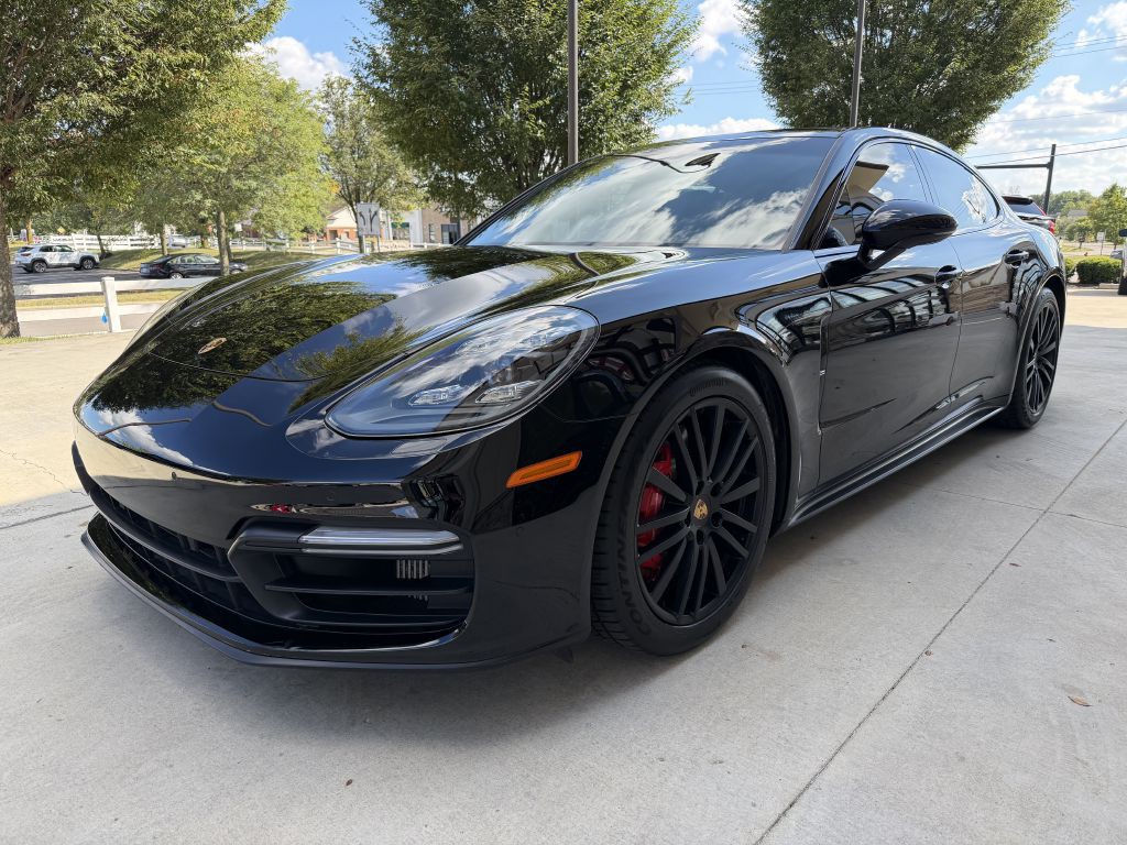 2020 Porsche Panamera Image 5