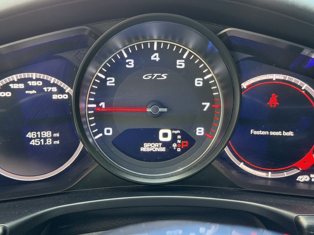 2020 Porsche Panamera Image 44