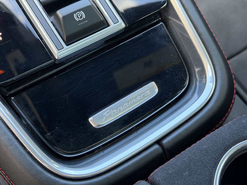 2020 Porsche Panamera Image 58