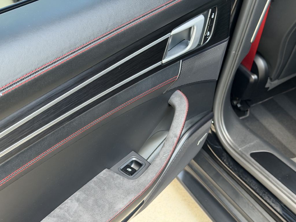 2020 Porsche Panamera Image 88