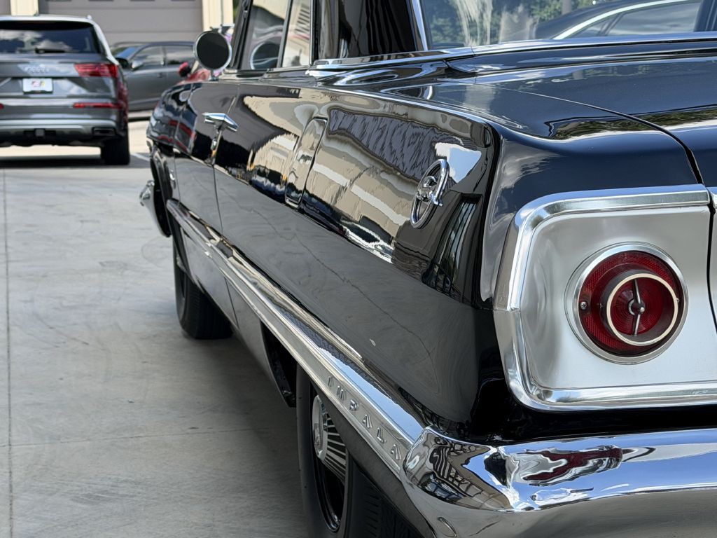 1963 Chevrolet Impala Image 10