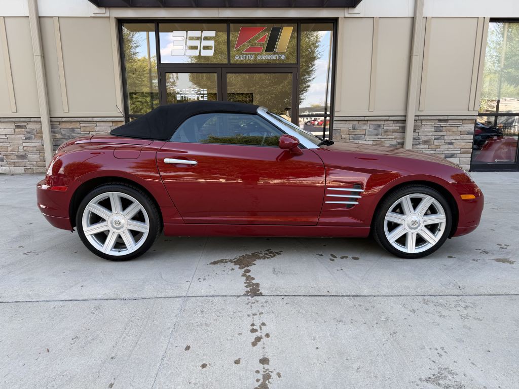 2005 Chrysler Crossfire Image 2