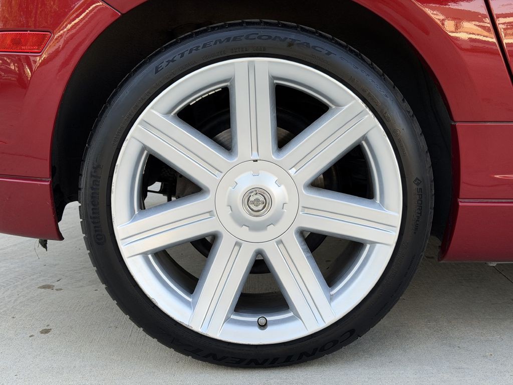 2005 Chrysler Crossfire Image 18